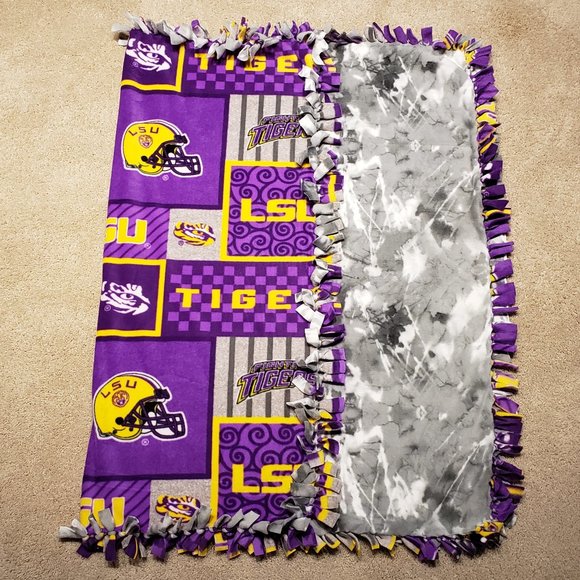 LSU Tigers No Sew Fleece Blanket - Picture 1 of 8